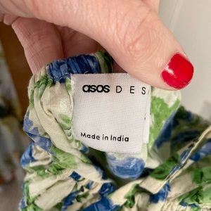 Bye and cream floral dress with tie closure on back size 4